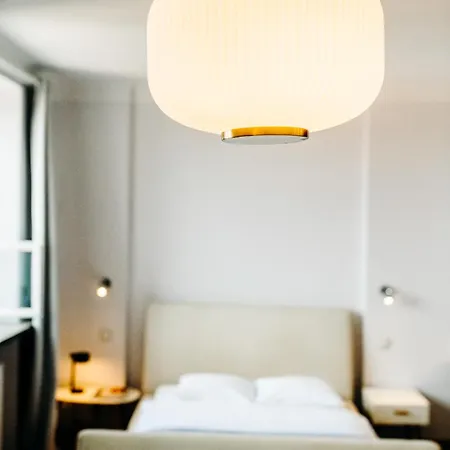 Old Town Heart V - Old Town Square Apartment